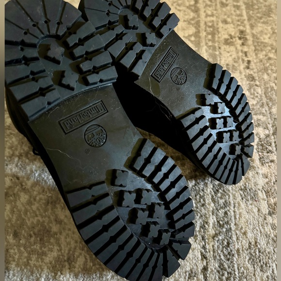 Timberland Men’s 10073 6 inch Premium Black Nubuck Waterproof - Picture 2 of 4